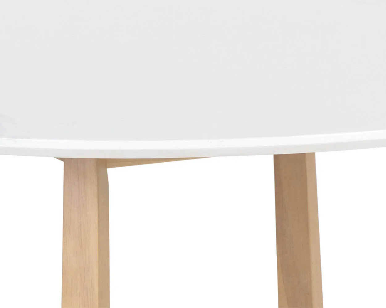 Cortleigh Dining Table - 53"