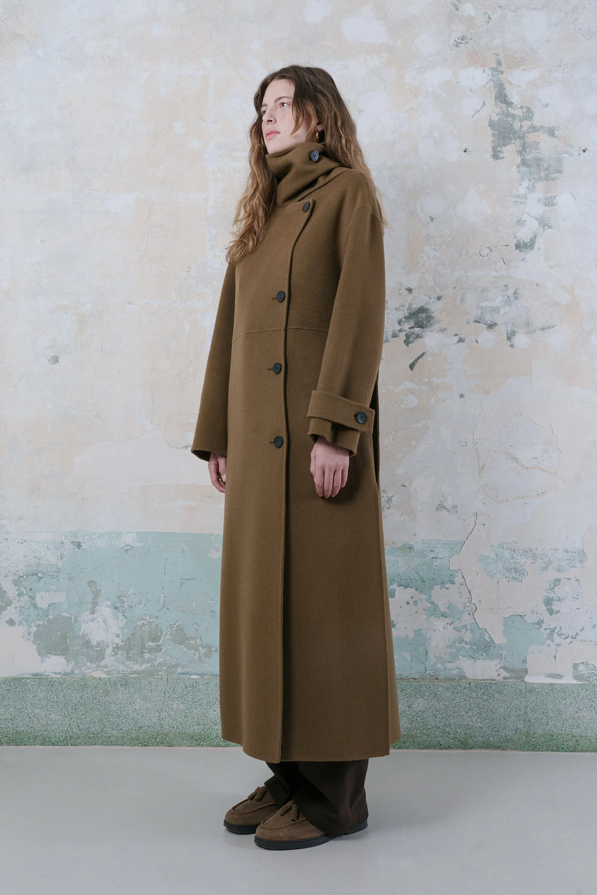 Double-faced wool-blend one-side muffler coat