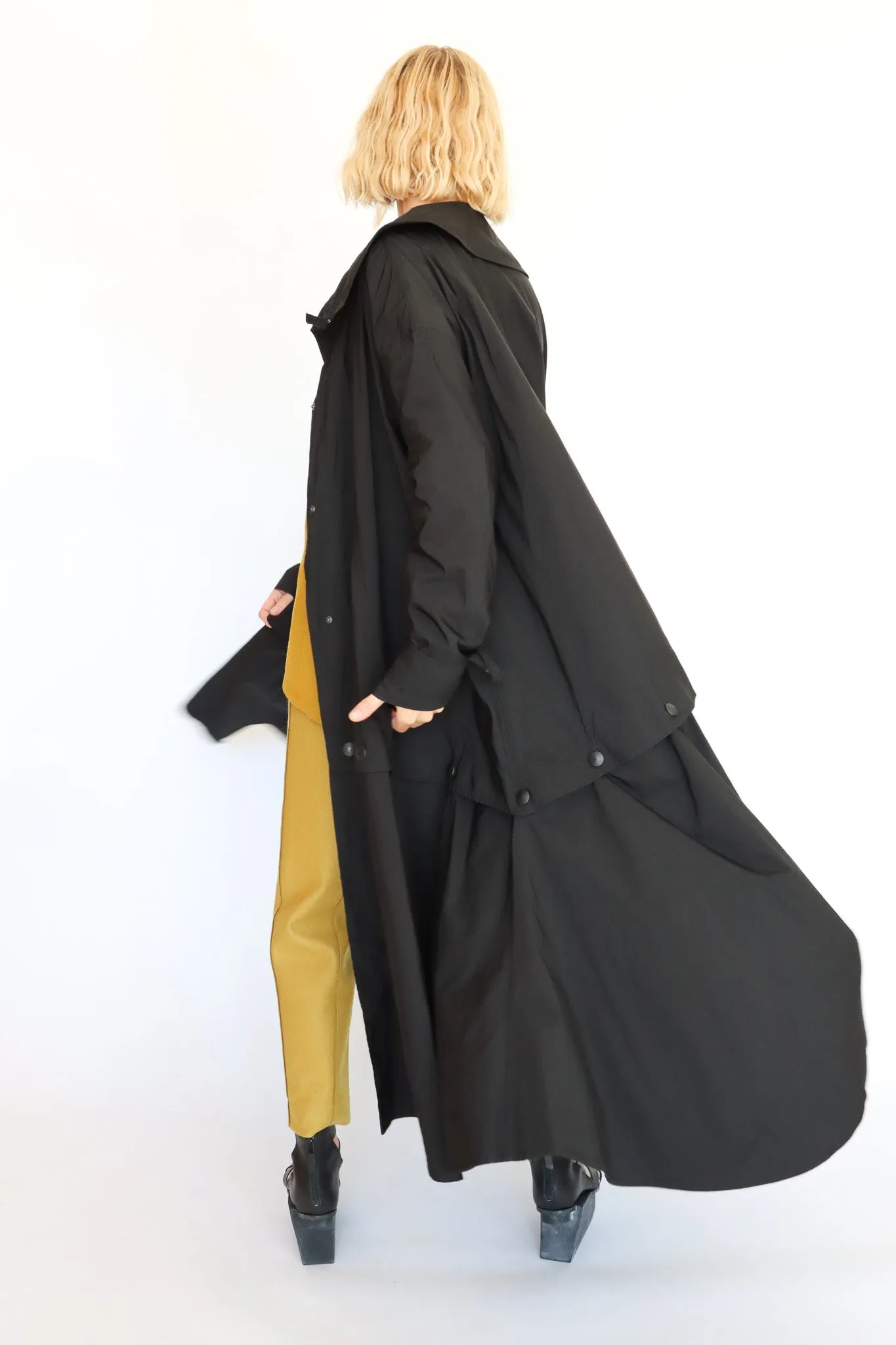 La Vaca Loca Pluma Coat