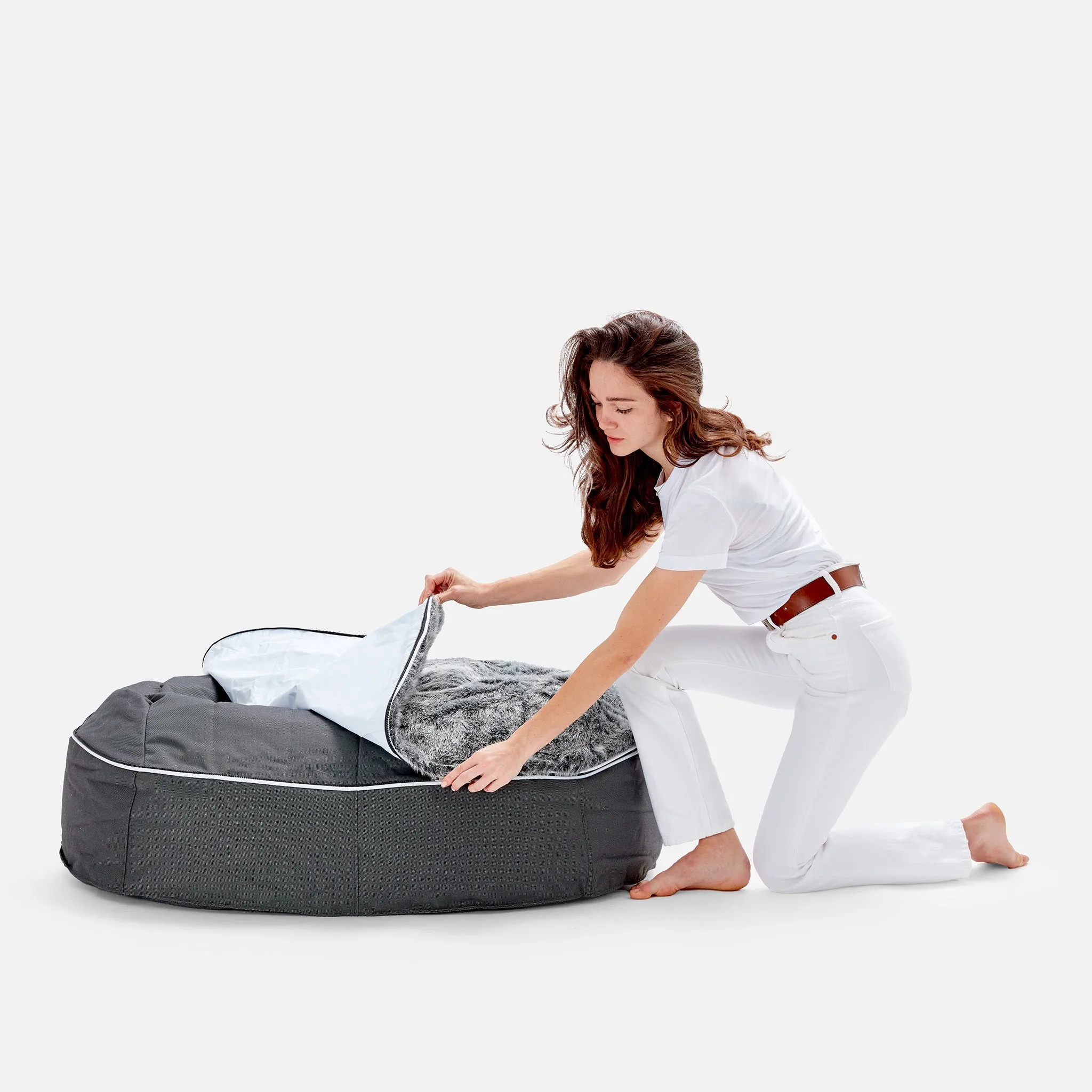 Large Luxury Dog Bed - Interior/Outdoor