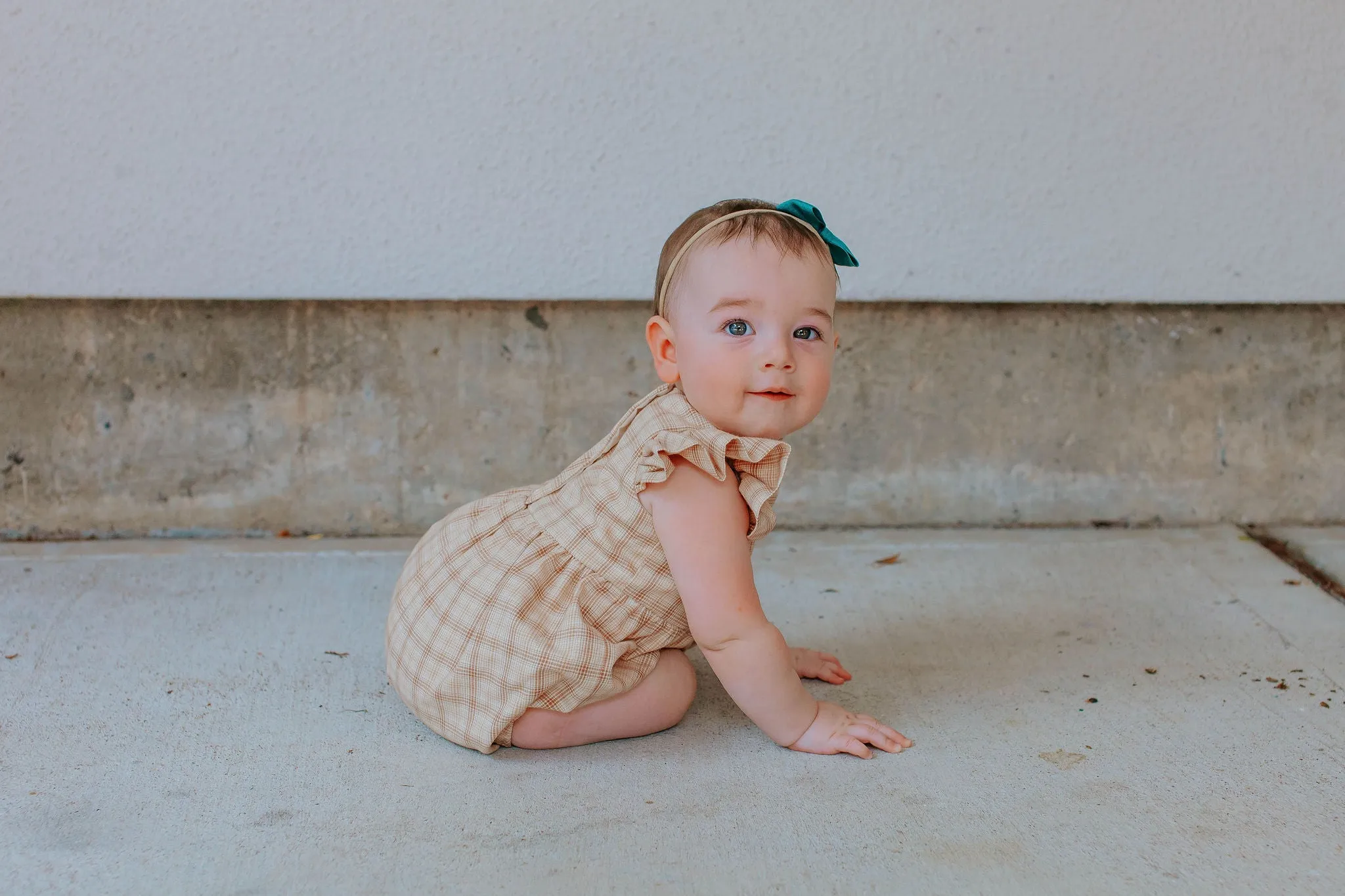 Little Girl's Beige Plaid Ruffle Sleeve Cotton Dress