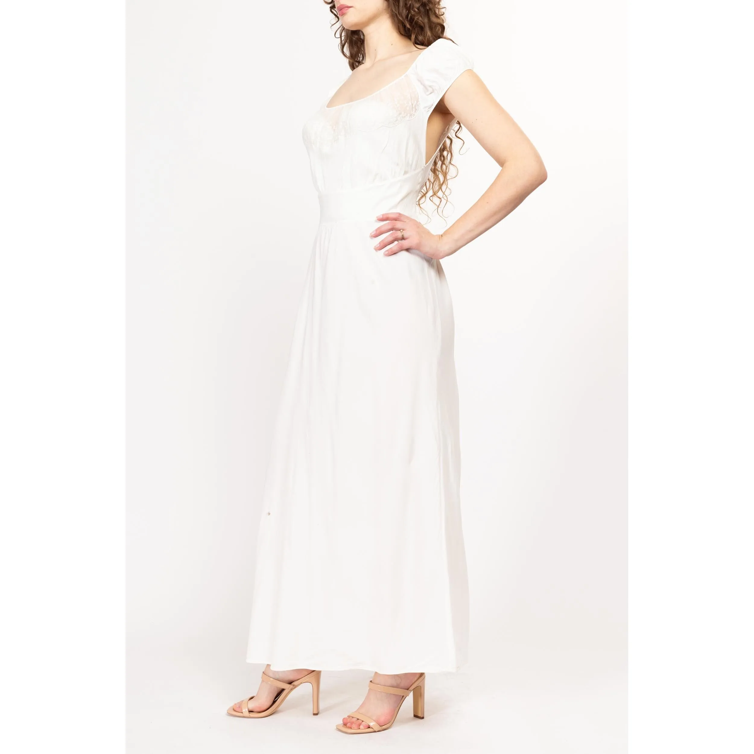 Medium 1950s White Shelf Bust Nightgown Maxi Dress