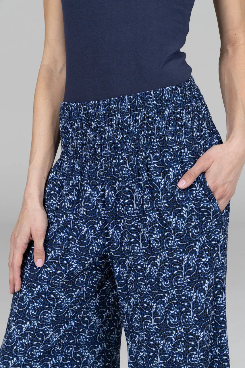 PORTOFINO TRAVEL PANT: BLUE VINES